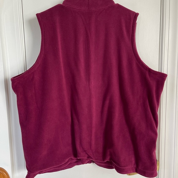 Lands’ End Fleece Vest - Picture 4 of 6